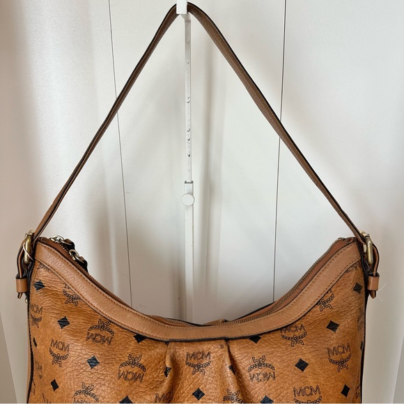 Authentic MCM Visetos big hobo bag cognac - Picture 7 of 11